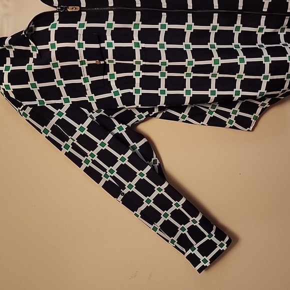 NWOT MICHAEL KORS FULL ZIP BLOUSE Unique Print - Picture 5 of 12